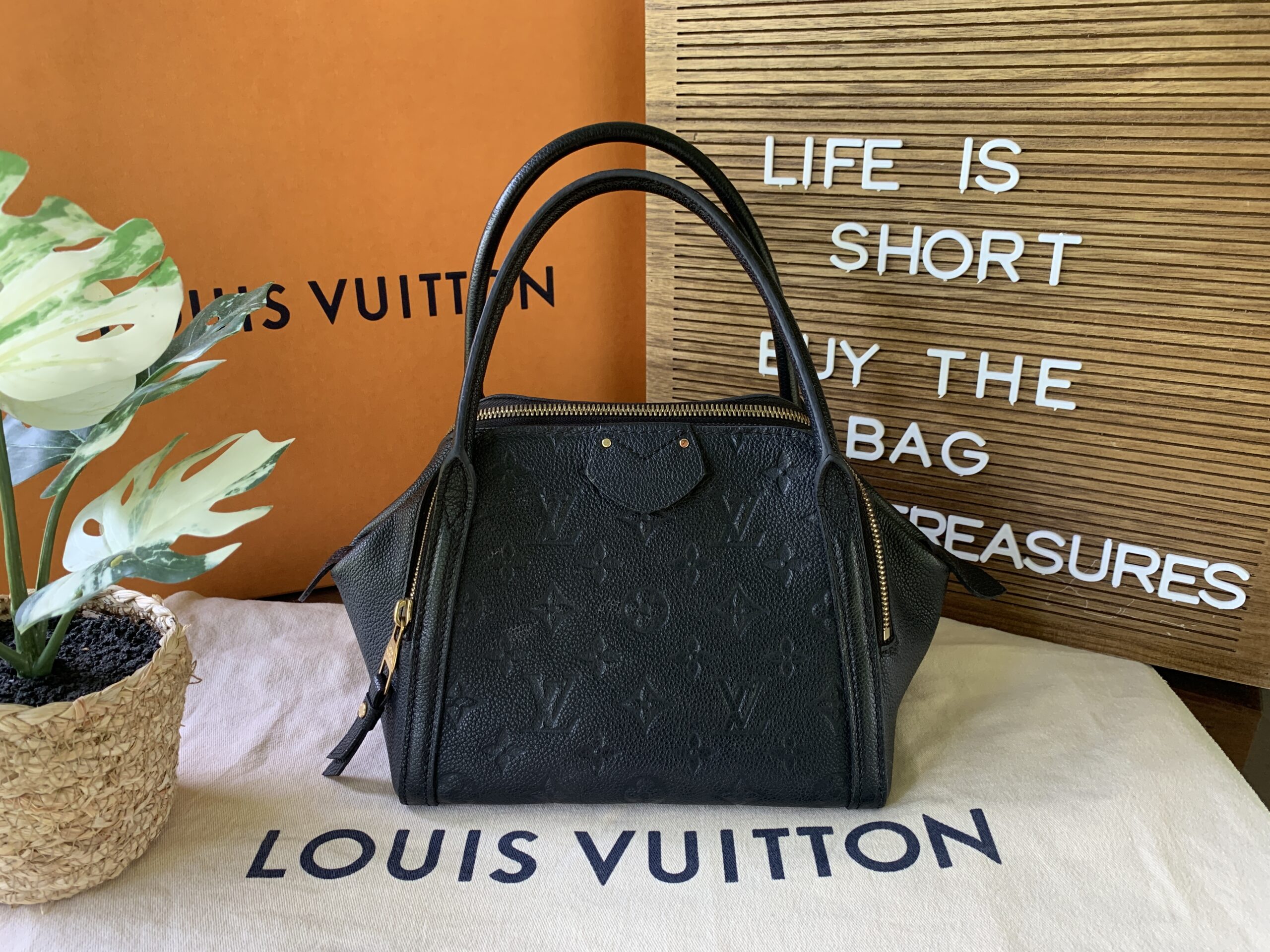 Louis Vuitton pre-owned Boetie PM Hand Bag - Farfetch